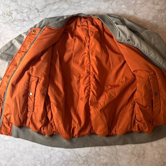 BDG Urban Outfitters Oversize Reversible Bomber Jacket Size Medium - Picture 5 of 11